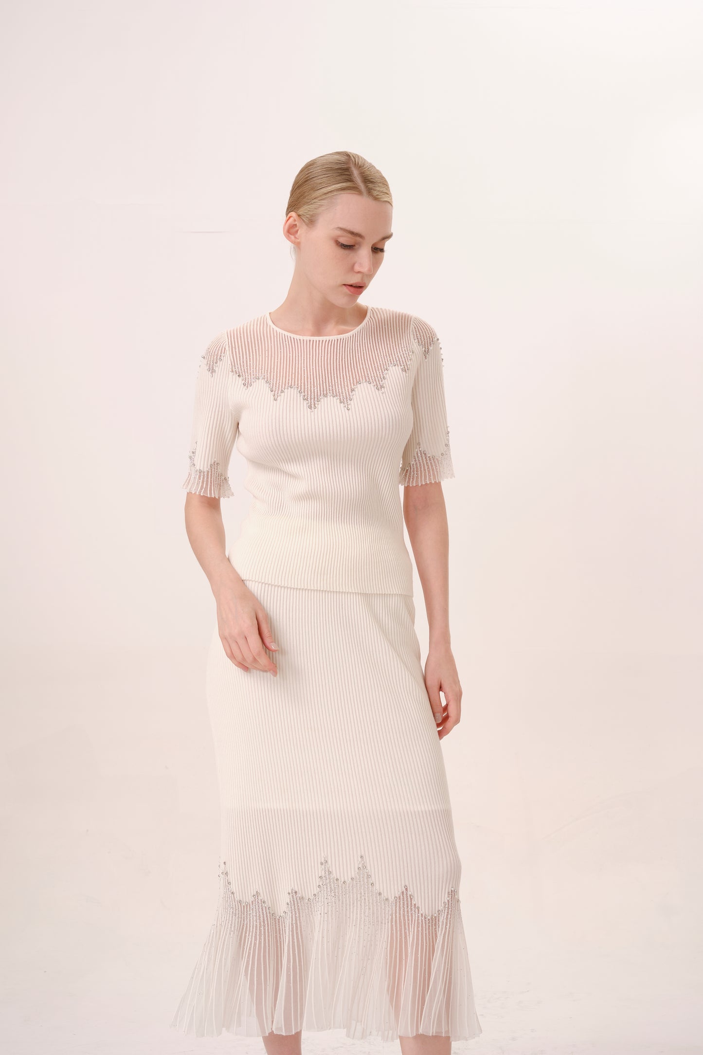White Rhinestone Embellished Knit Fishtail Skirt
