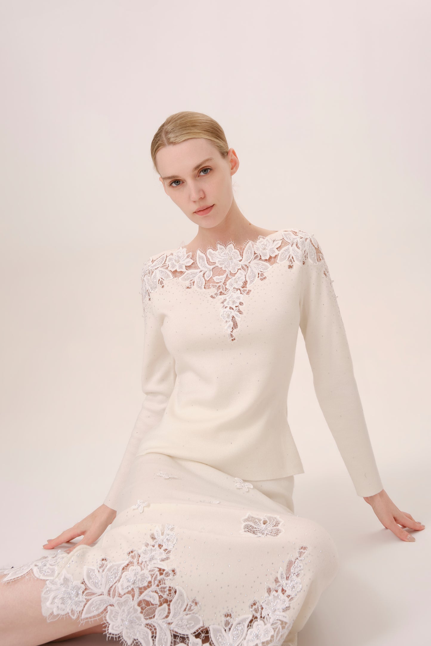 White Floral Embroidered Rhinestone Knit Skirt